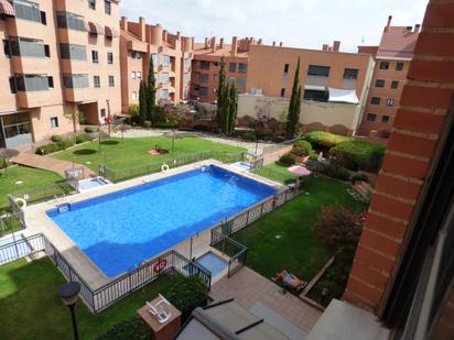 Swimming pool of Flat for sale in  Madrid Capital  with Air Conditioner, Terrace and Balcony