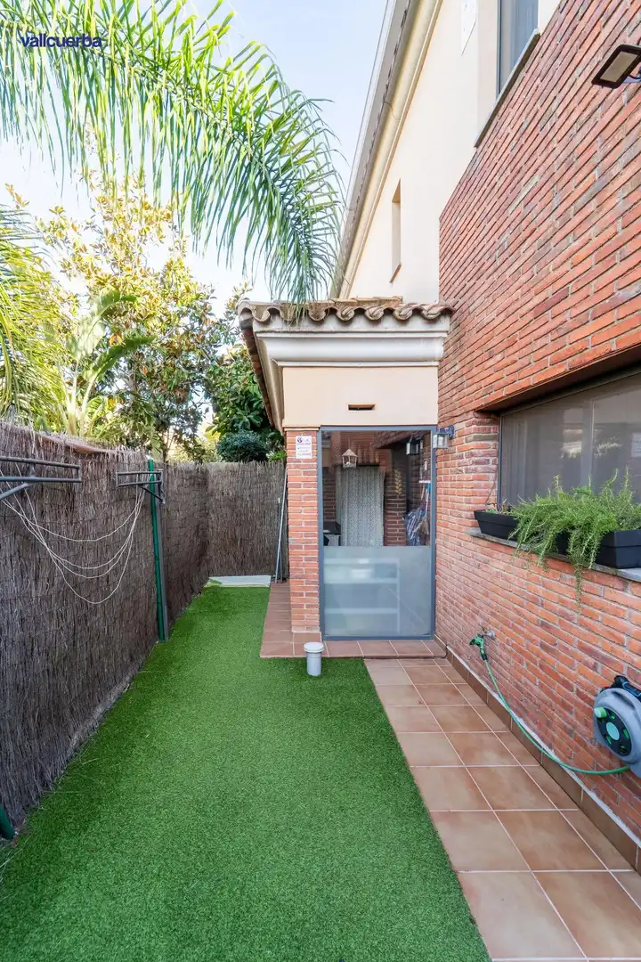 Casa pareada con piscina en venta en Vilafortuny - Cap de Sant Pere, imagen 8