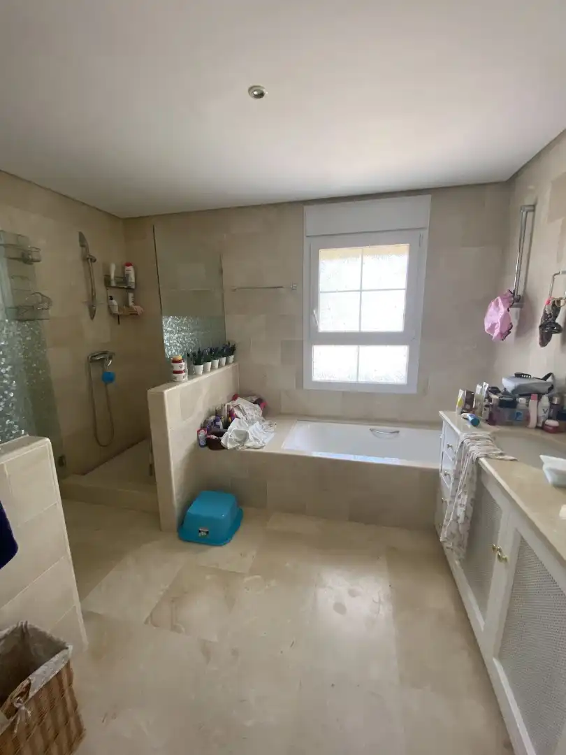 Baño de Casa adosada en venta en Ojén con Aire acondicionado, Amueblado y TV