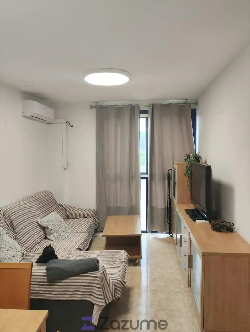 Wohnzimmer von Wohnung zur Miete in La Llosa mit Privatgarten, Abstellraum und Schwimmbad