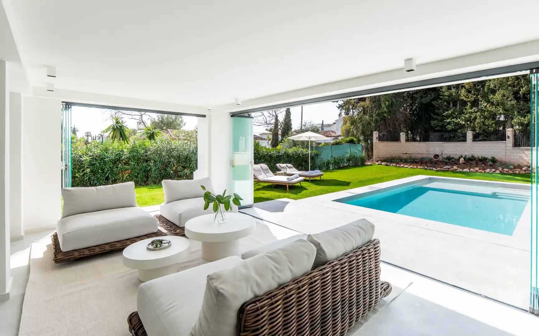 Chalet con piscina en venta en Nueva Andalucía, imagen 8
