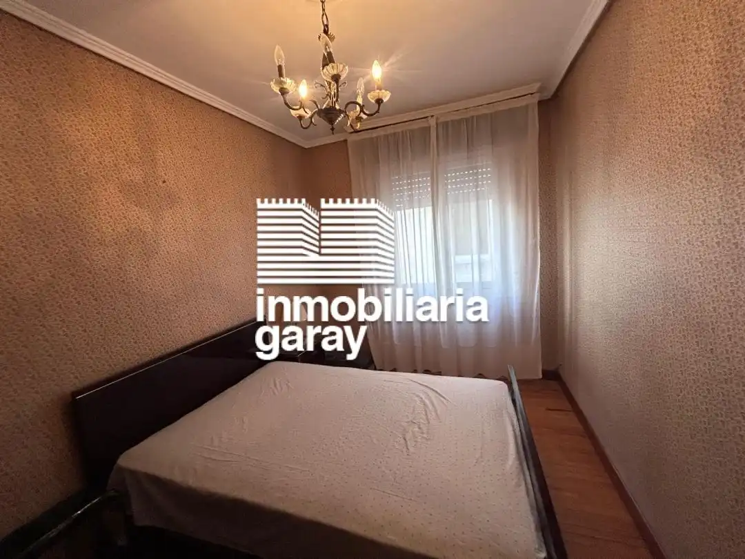 Habitación de Piso en venta en Medina de Pomar con Amueblado