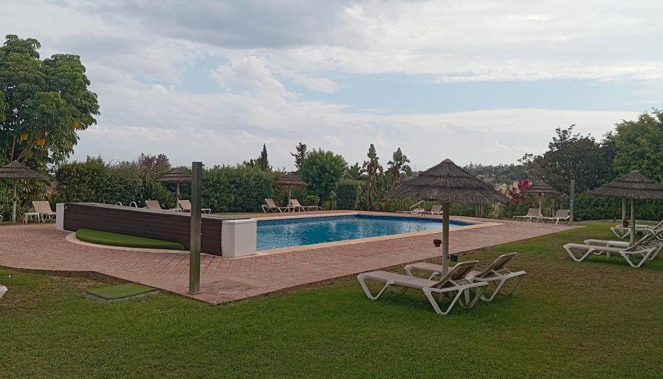 Foto 1 de Piso de alquiler en Las Brisas, Málaga
