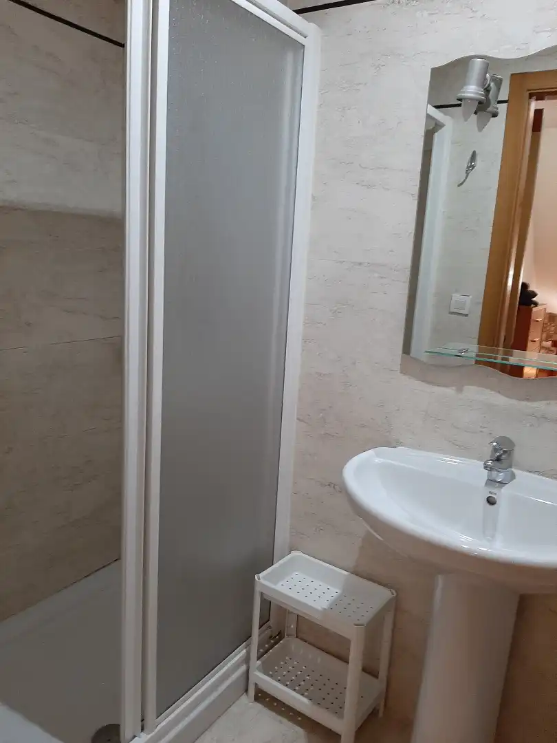 Bathroom of Duplexes for rent in Lugo  with Heating, Parquet flooring and Furnished