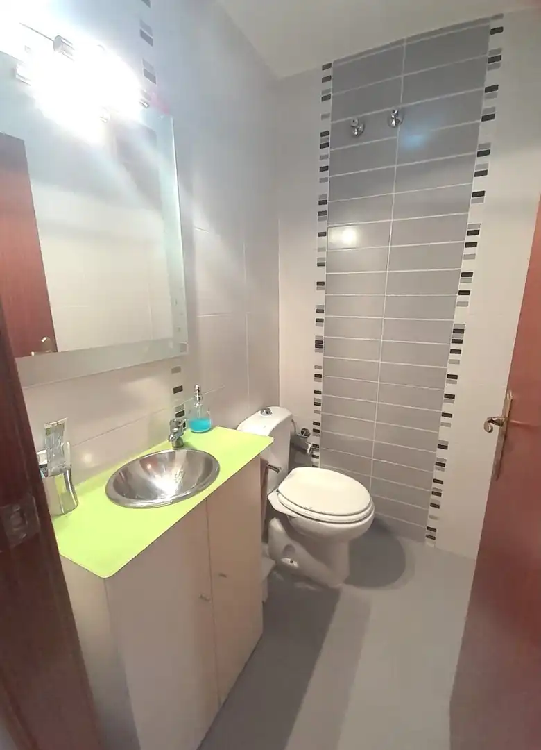 Bathroom of Detached homes for rent in Cáceres  with Air Conditioner, Heating and Terrace