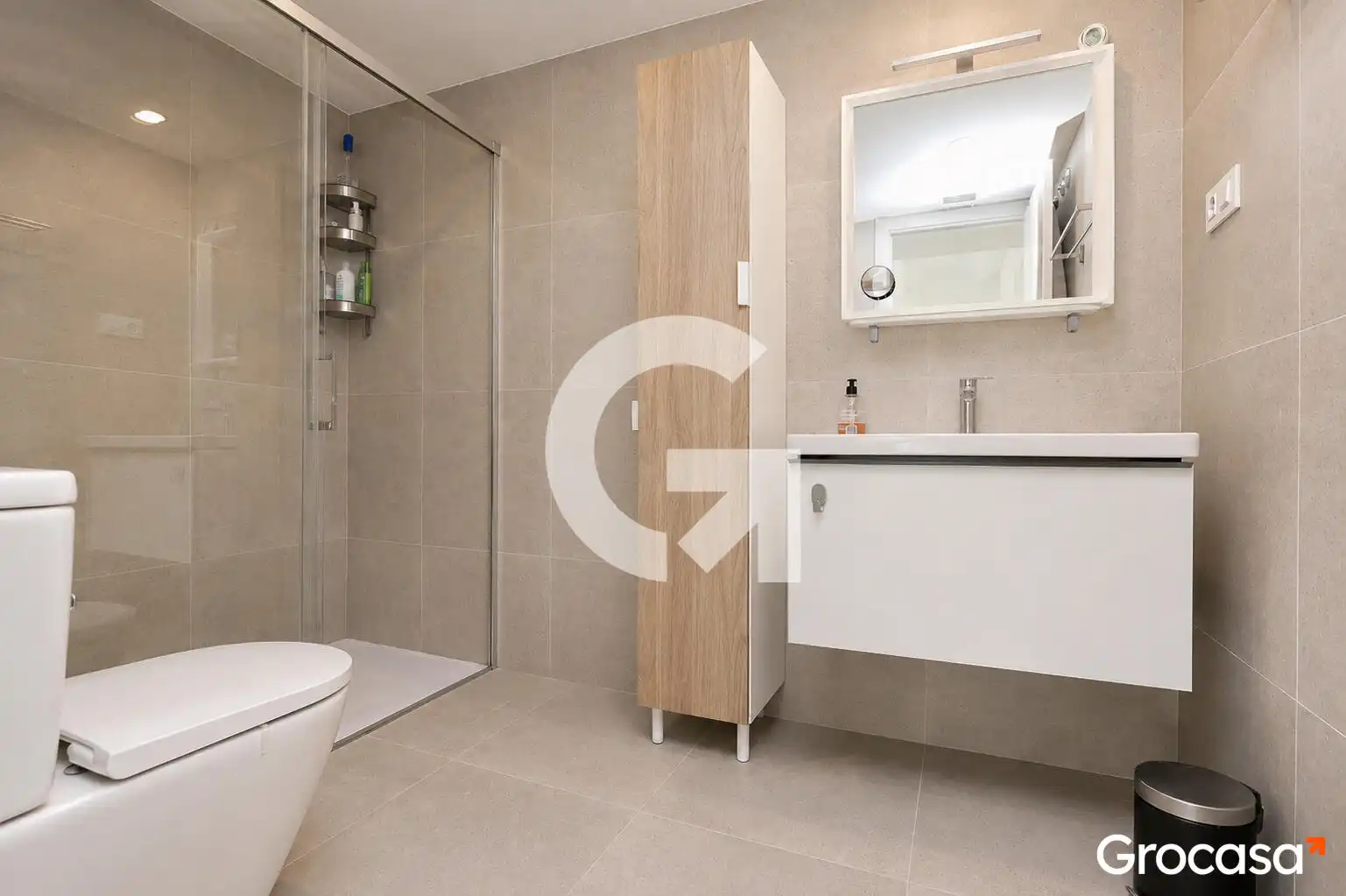 Baño de Piso en venta en Barcelona con Aire acondicionado, Calefacción y Terraza