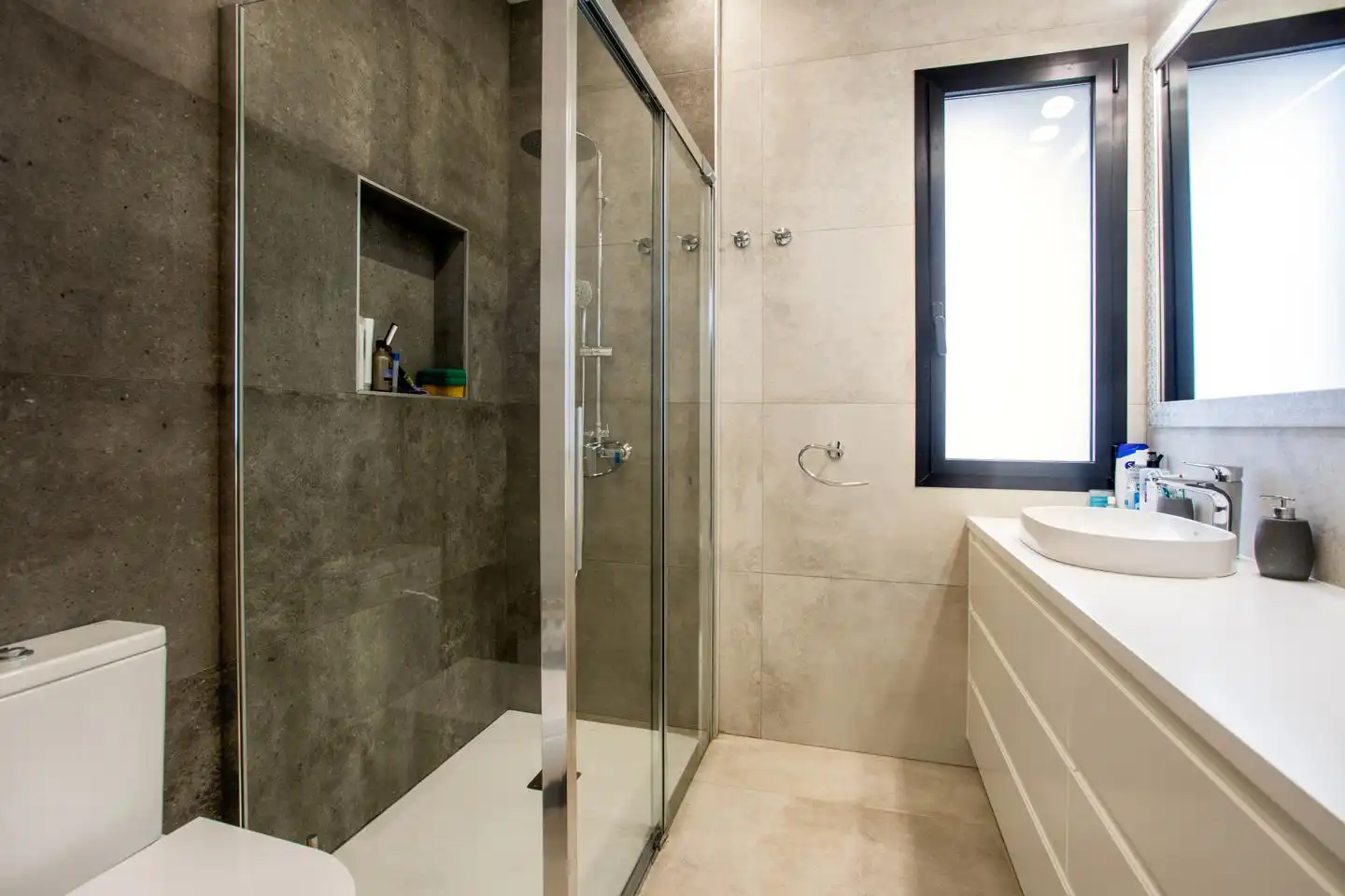 Baño de Casa o chalet en venta en Las Palmas de Gran Canaria con Jardín privado, Terraza y Piscina