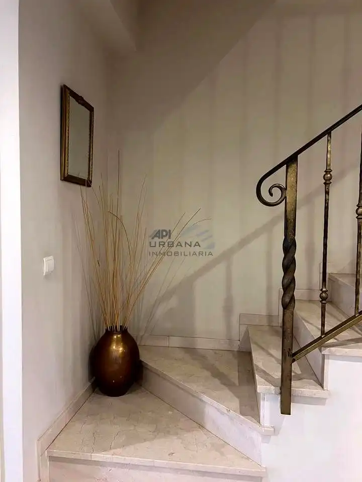 Casa o chalet en venta en Lucena con Aire acondicionado, Terraza y Trastero