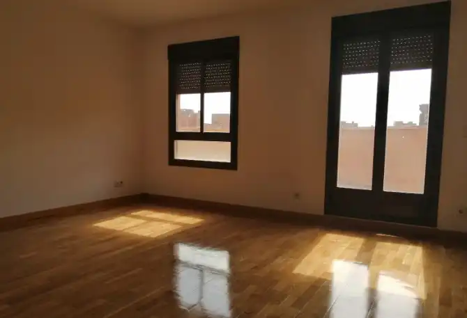 Habitación de Ático en venta en Getafe con Calefacción, Parquet y Trastero