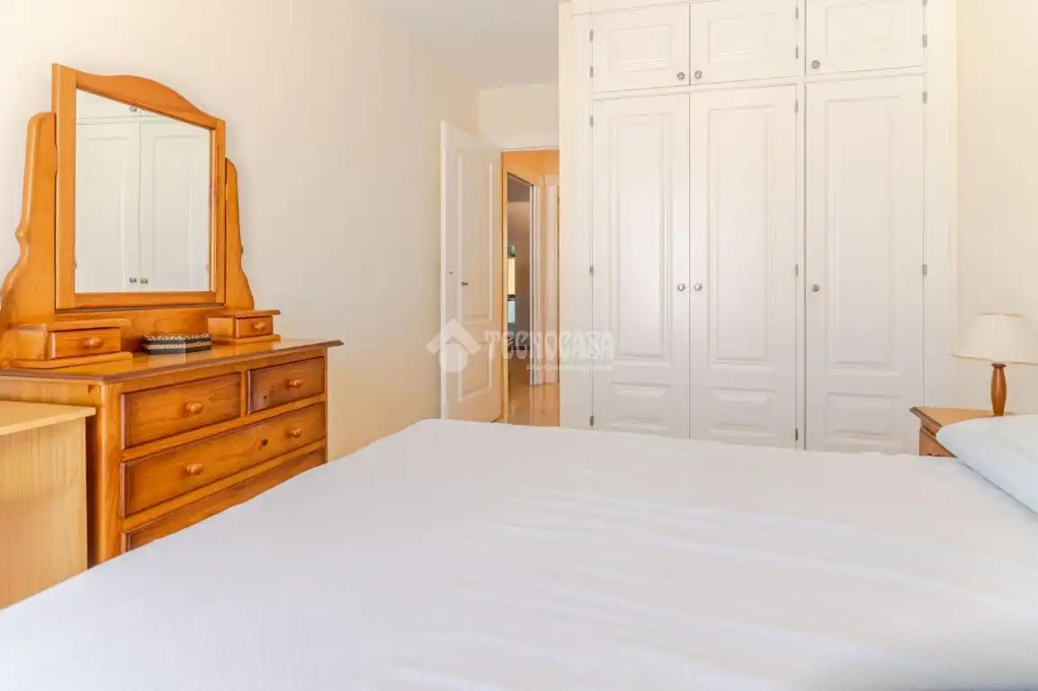 Habitación de Piso en venta en La Zubia con Terraza
