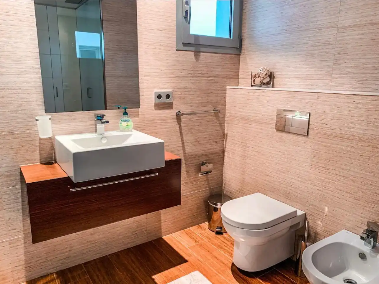 Badezimmer von Wohnung zum Verkauf in Eivissa mit Klimaanlage, Parkett und Terrasse