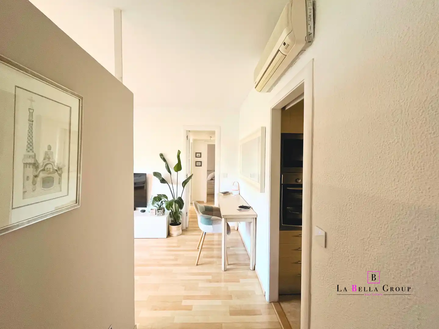 Flat with terrace for sale in Pla de Montbau, imagen 7
