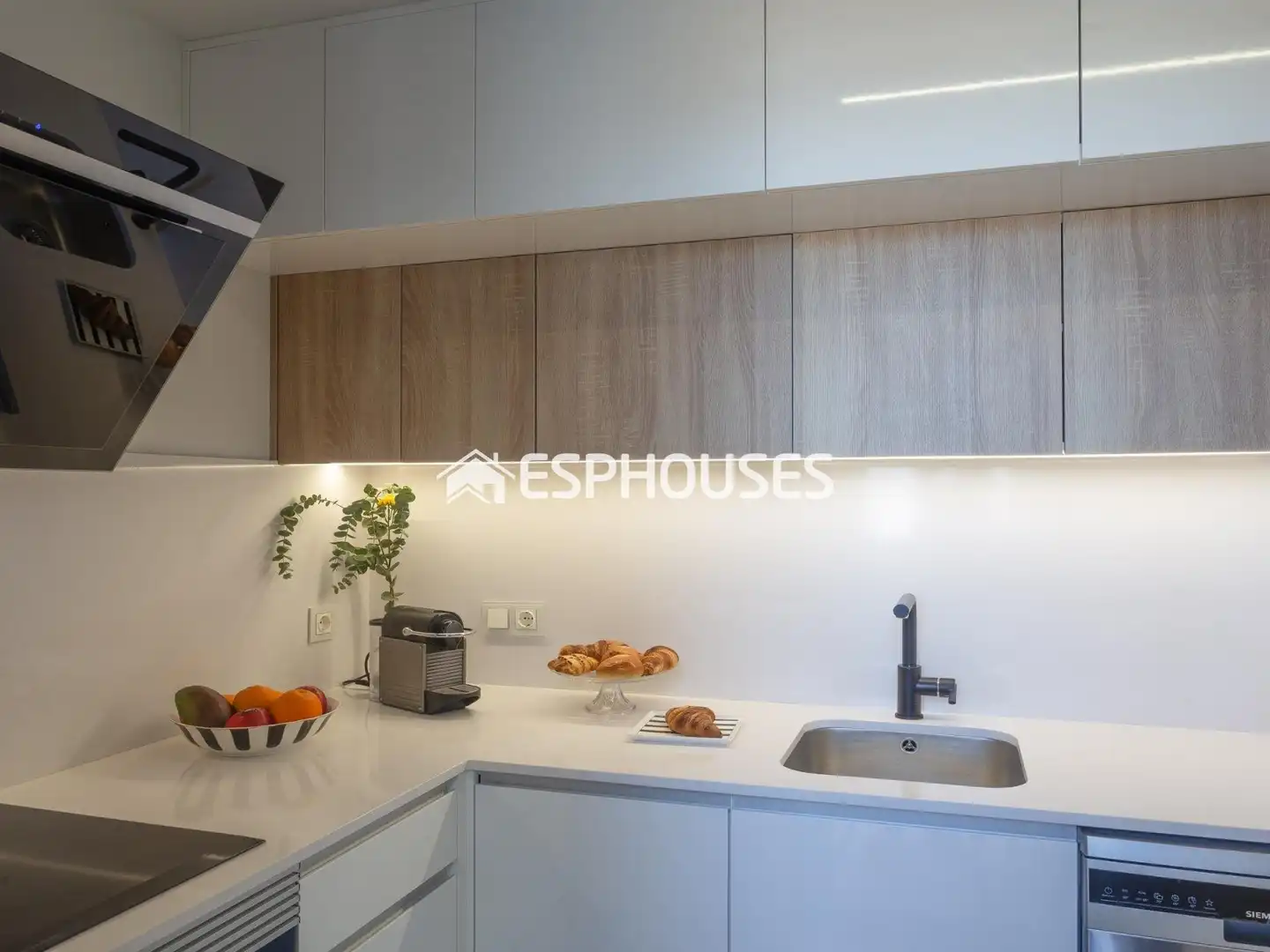 Kitchen of Attic for sale in Dénia  with Terrace, Balcony and Community pool