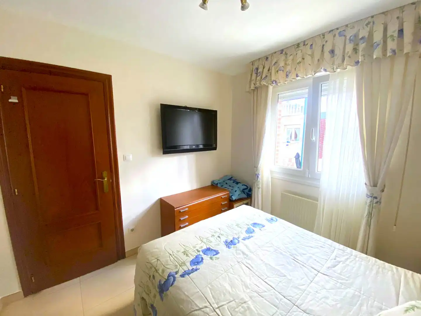 Habitación de Casa o chalet en venta en Castro-Urdiales con Calefacción, Jardín privado y Terraza