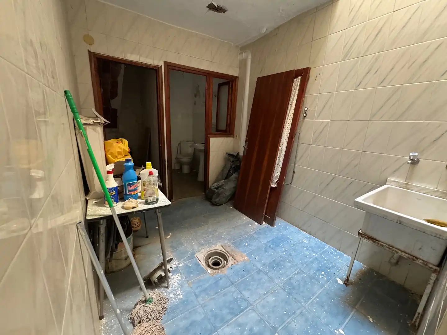 Bathroom of Houses for sale in Villena  with Storage room