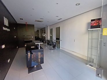 Local comercial en alquiler en Plaza Curros Enríquez
