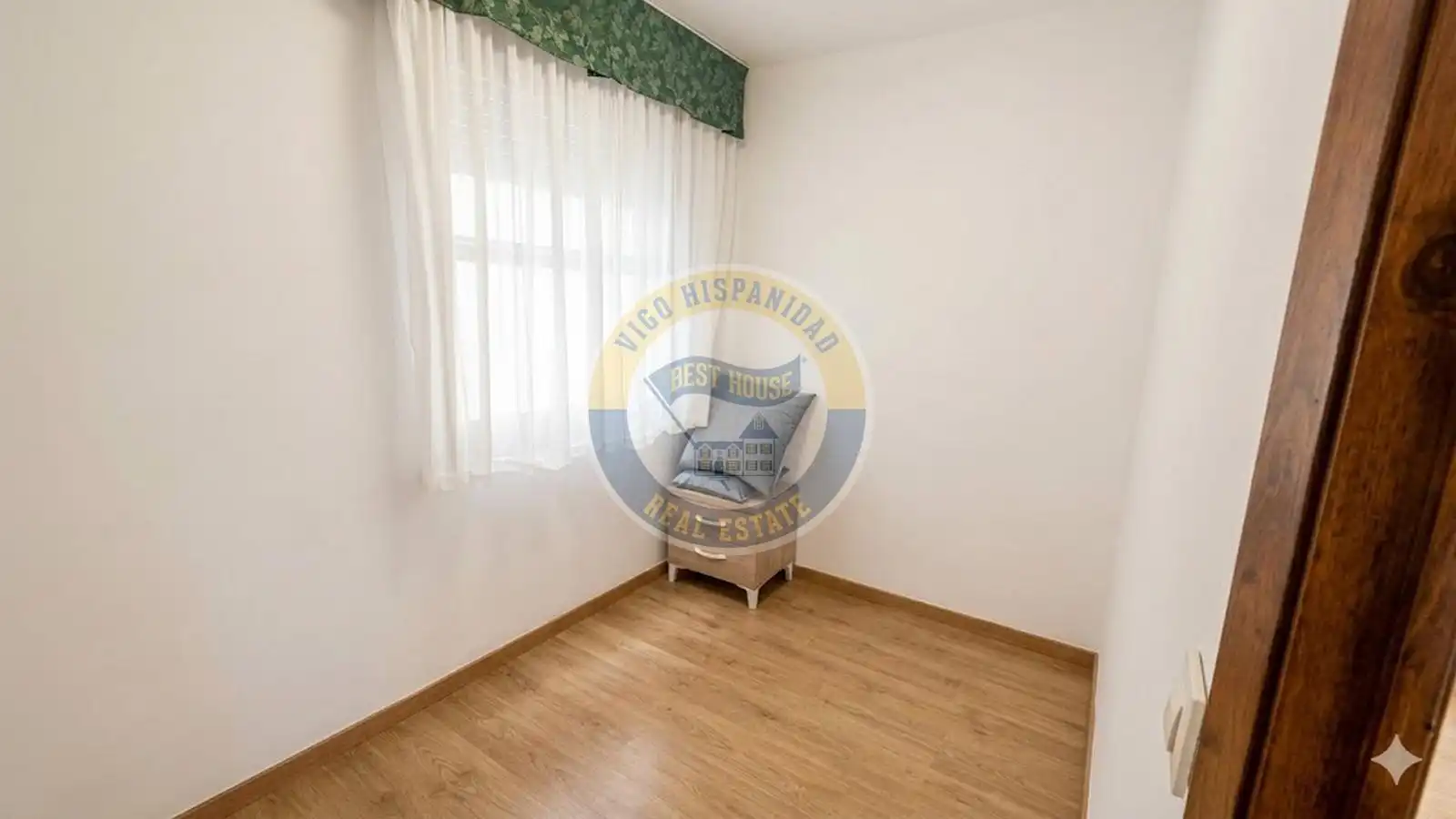 Bedroom of Flat for sale in Vigo   with Storage room and Balcony