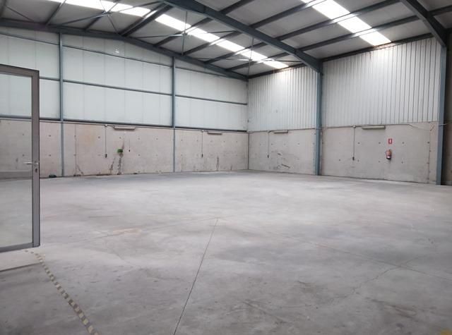 Industrial buildings for sale in Villalonquéjar