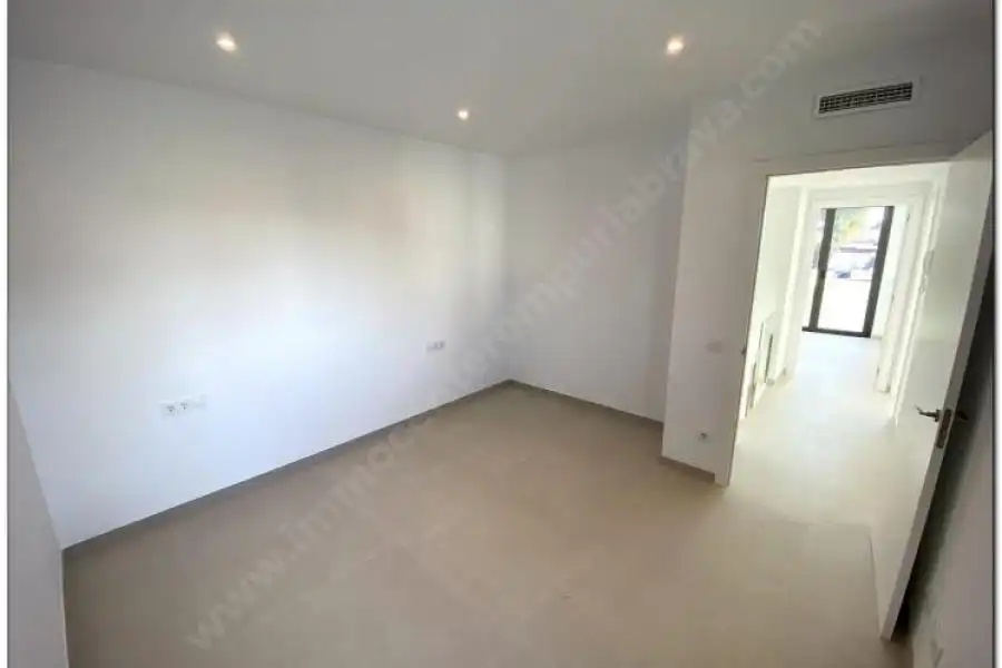 Chalet en venta en Requesens, imagen 9