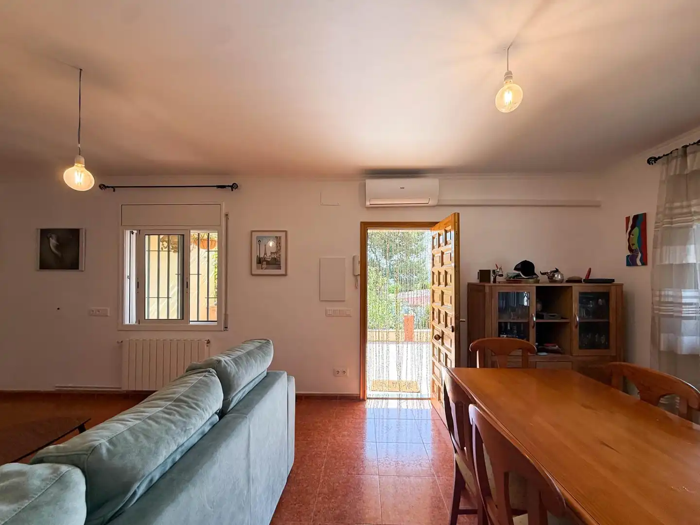 Sala de estar de Casa o chalet en venta en Sant Pere de Ribes con Aire acondicionado, Calefacción y Jardín privado