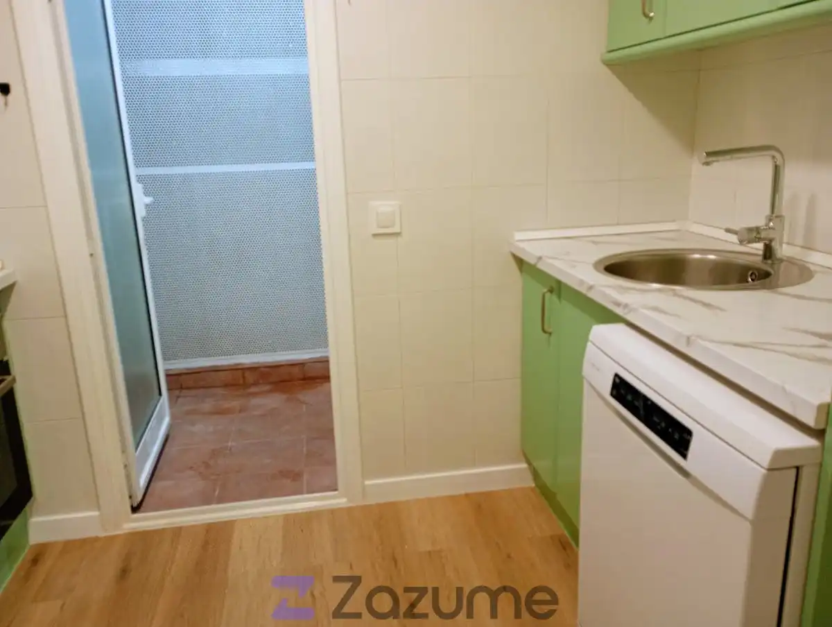 Flat for rent in Carrer d'Aiguablava, La Trinitat Nova