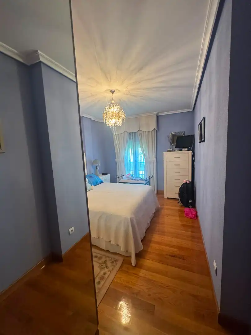Dormitori de Pis en venda en Santander amb Calefacció, Parquet i Terrassa
