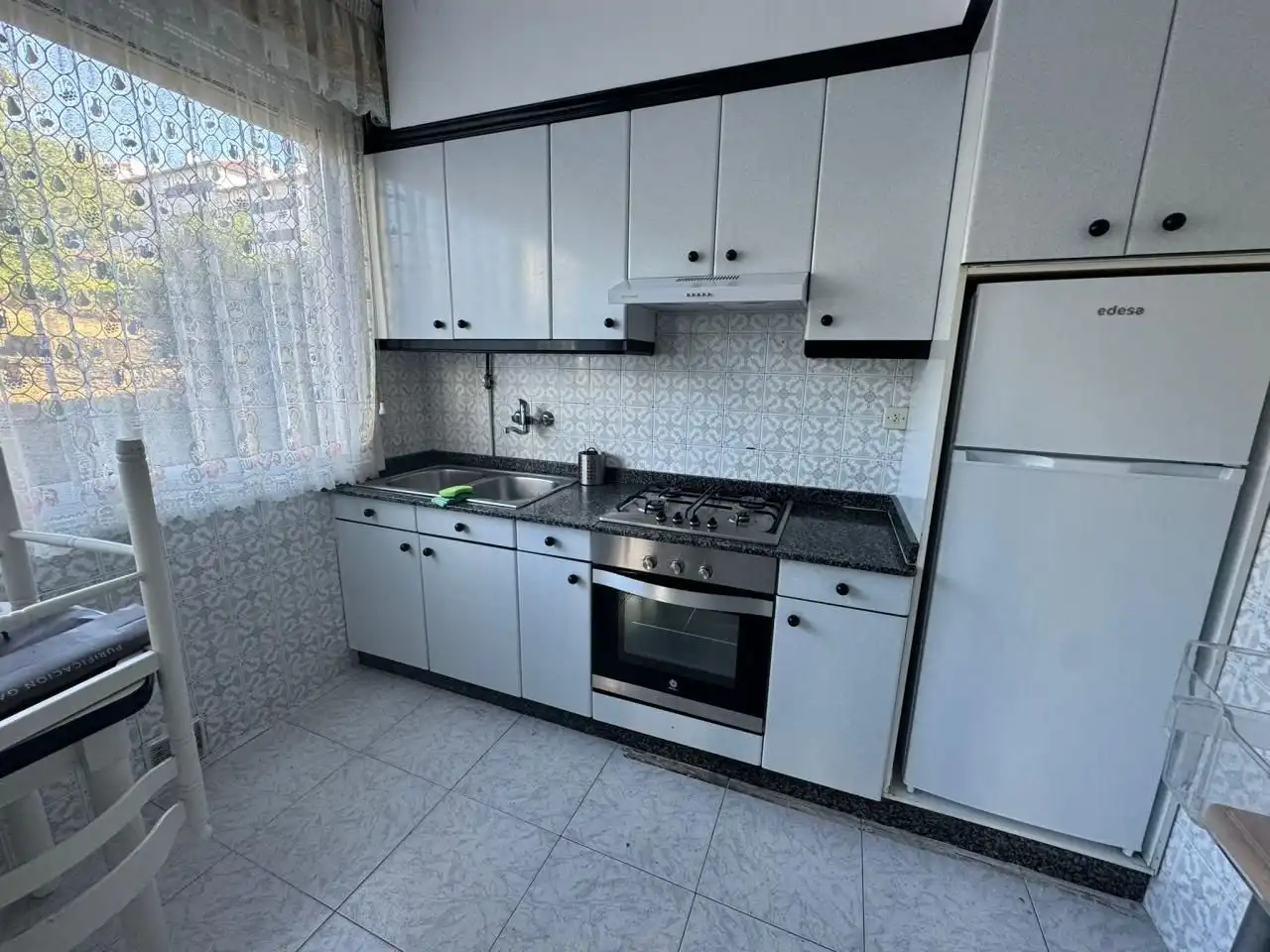 Küche von Wohnung zur Miete in Ourense Capital  mit Heizung, Terrasse und Möbliert