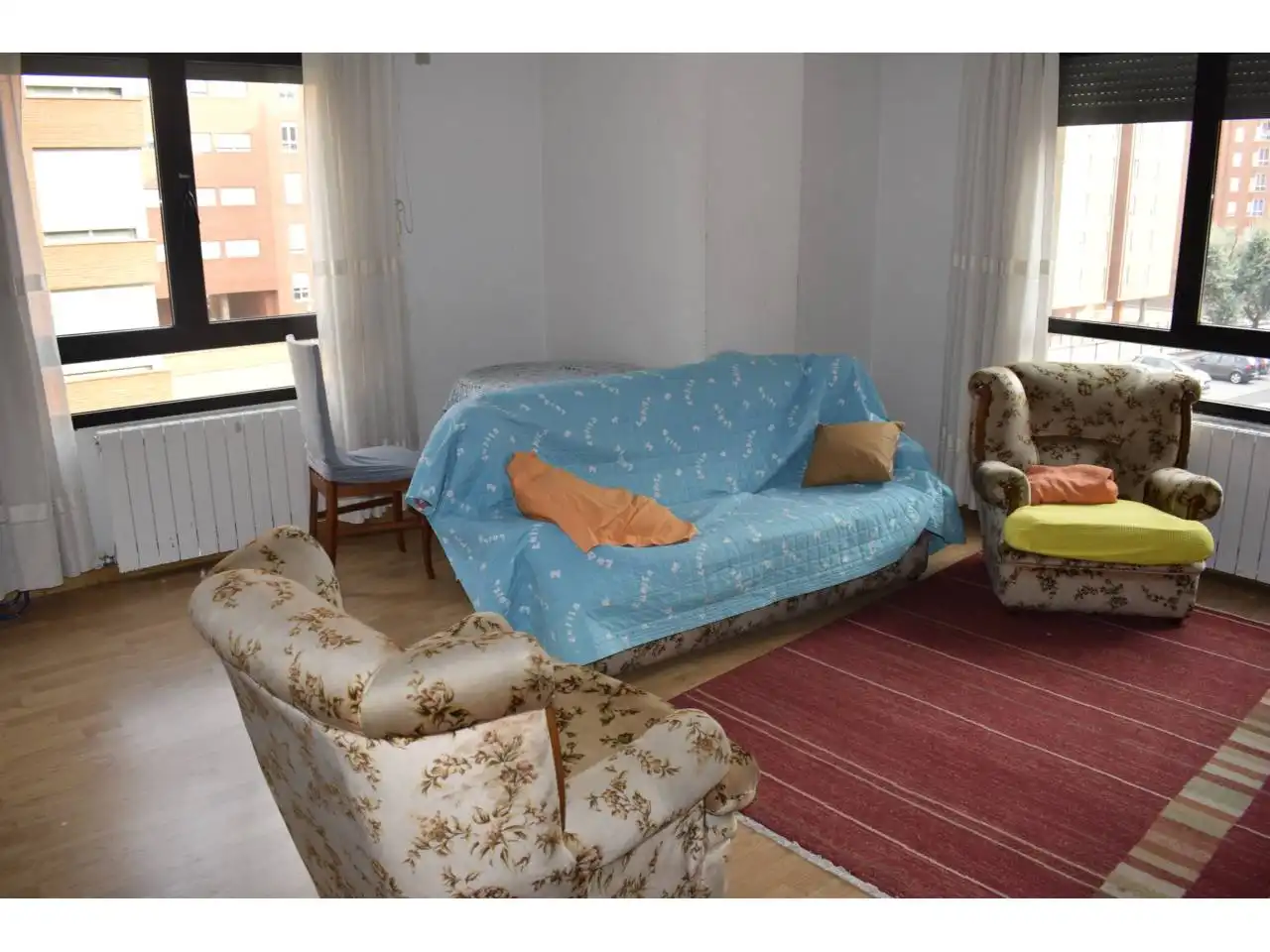 Living room of Flat for rent in León Capital   with Heating, Terrace and Furnished