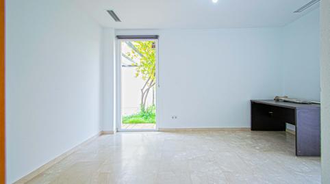 Foto 4 de Casa adosada en venda a Loreto, Espartinas