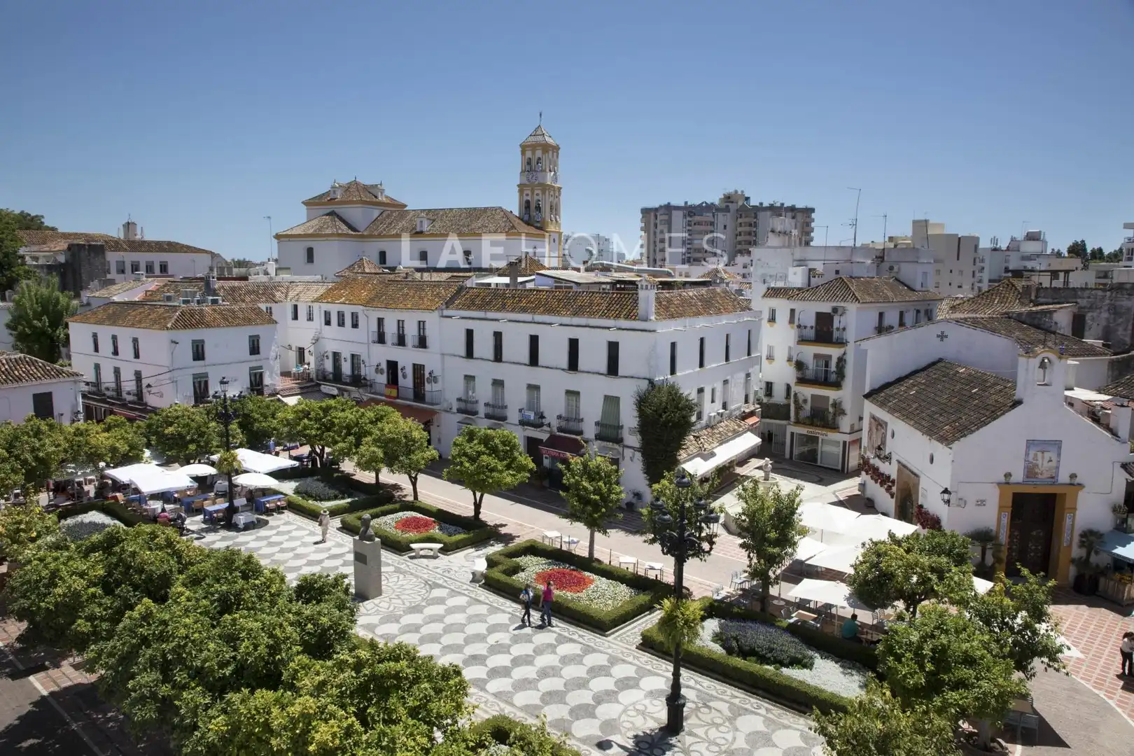 Vista exterior de Apartament en venda en Marbella amb Aire condicionat, Calefacció i Terrassa