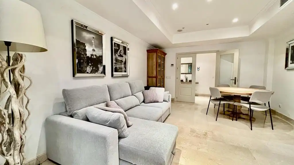 Living room of Ground floor for rent in Marbella  with Air Conditioner, Private garden and Terrace