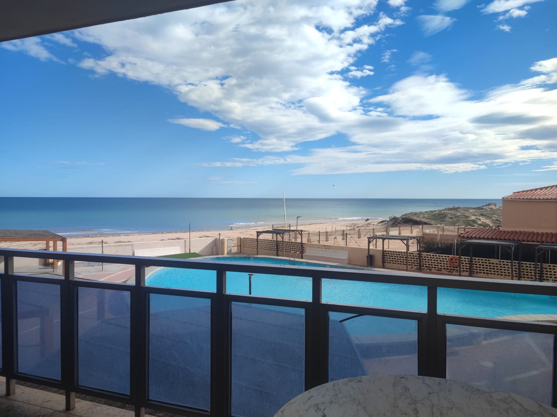 Piscina de Pis en venda en  Valencia Capital amb Terrassa, Moblat i Piscina comunitària