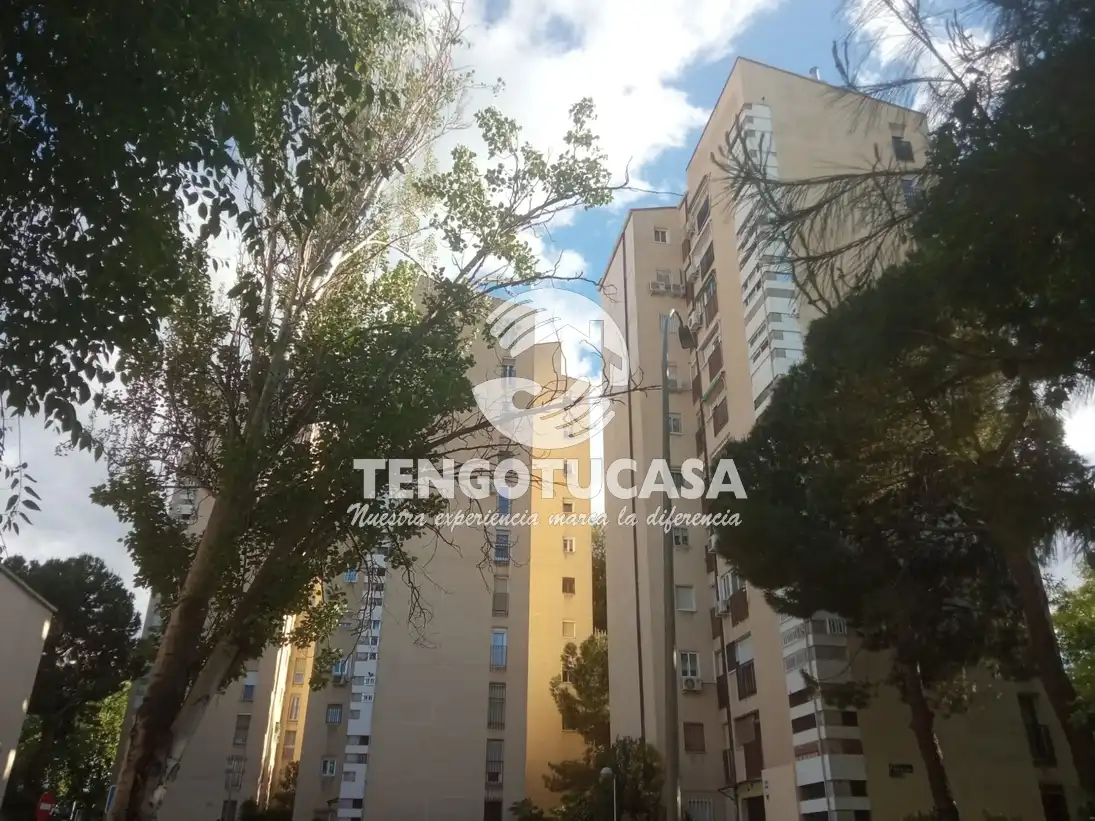 Vista exterior de Piso en venta en Madrid con Aire acondicionado, Calefacción y Terraza