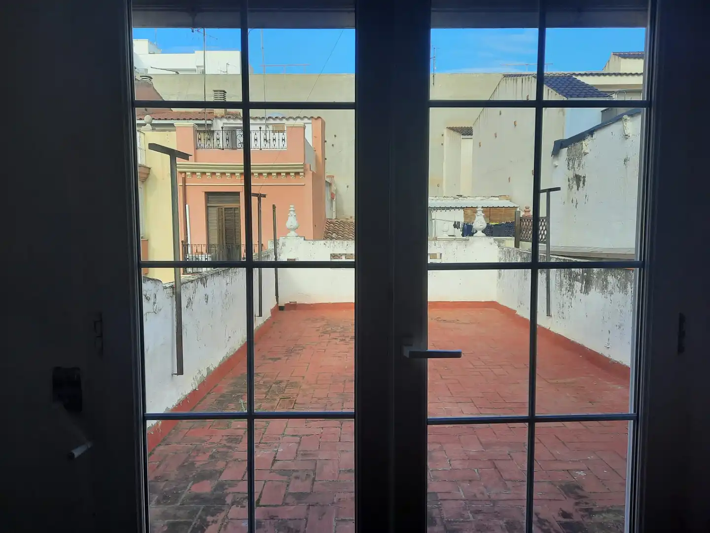 Vista exterior de Casa o xalet en venda en Castellón de la Plana / Castelló de la Plana amb Terrassa