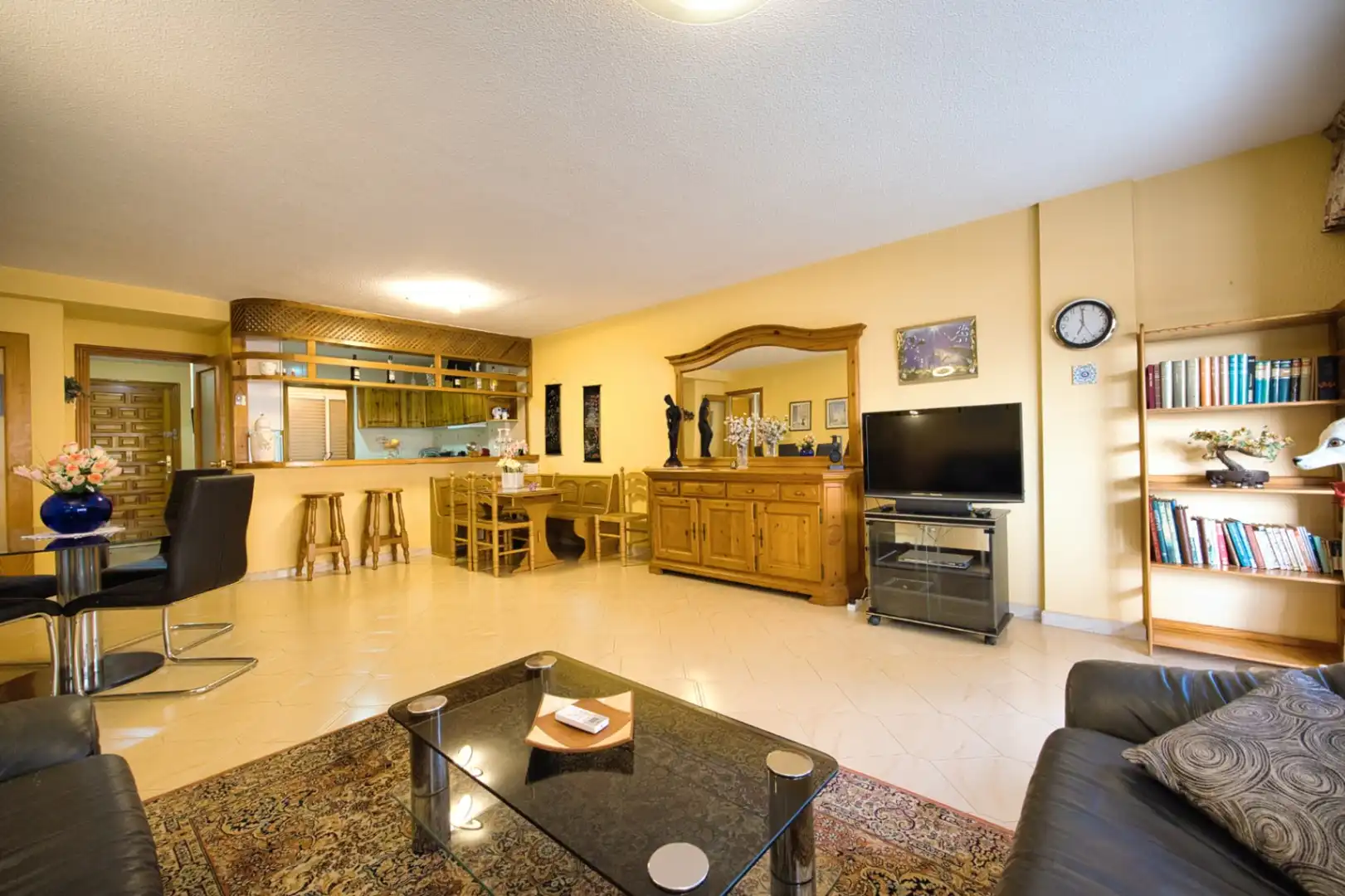 Sala de estar de Piso en venta en El Campello con Aire acondicionado, Calefacción y Jardín privado