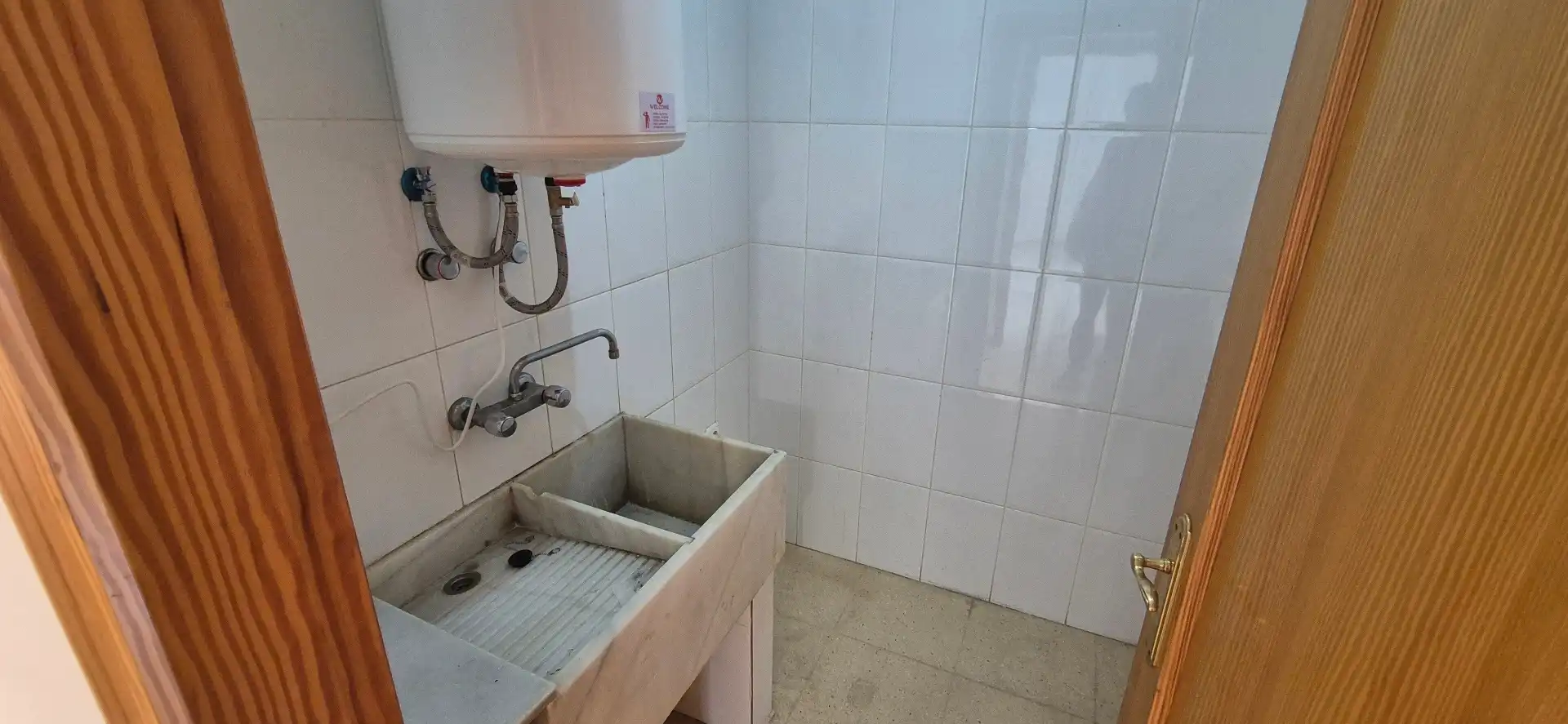 Bany de Pis en venda en Oliva