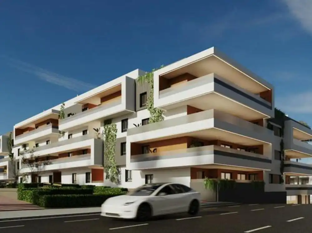 Vista exterior de Apartament en venda en Marbella amb Aire condicionat, Terrassa i Piscina
