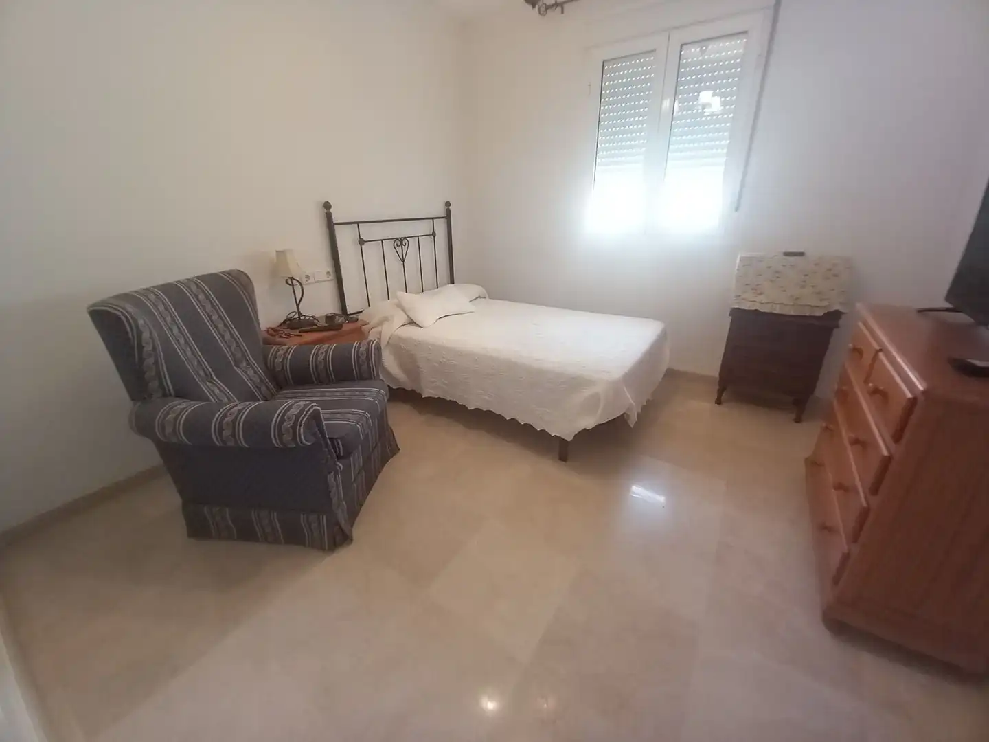 Bedroom of Flat for sale in Ronda  with Air Conditioner, Heating and Community pool