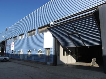 Nau industrial en venda a Cuarte de Huerva