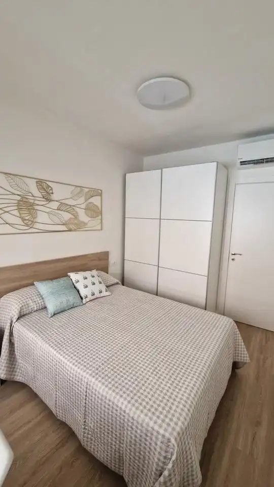 Schlafzimmer von Wohnung zur Miete in Moncada mit Klimaanlage, Terrasse und Möbliert