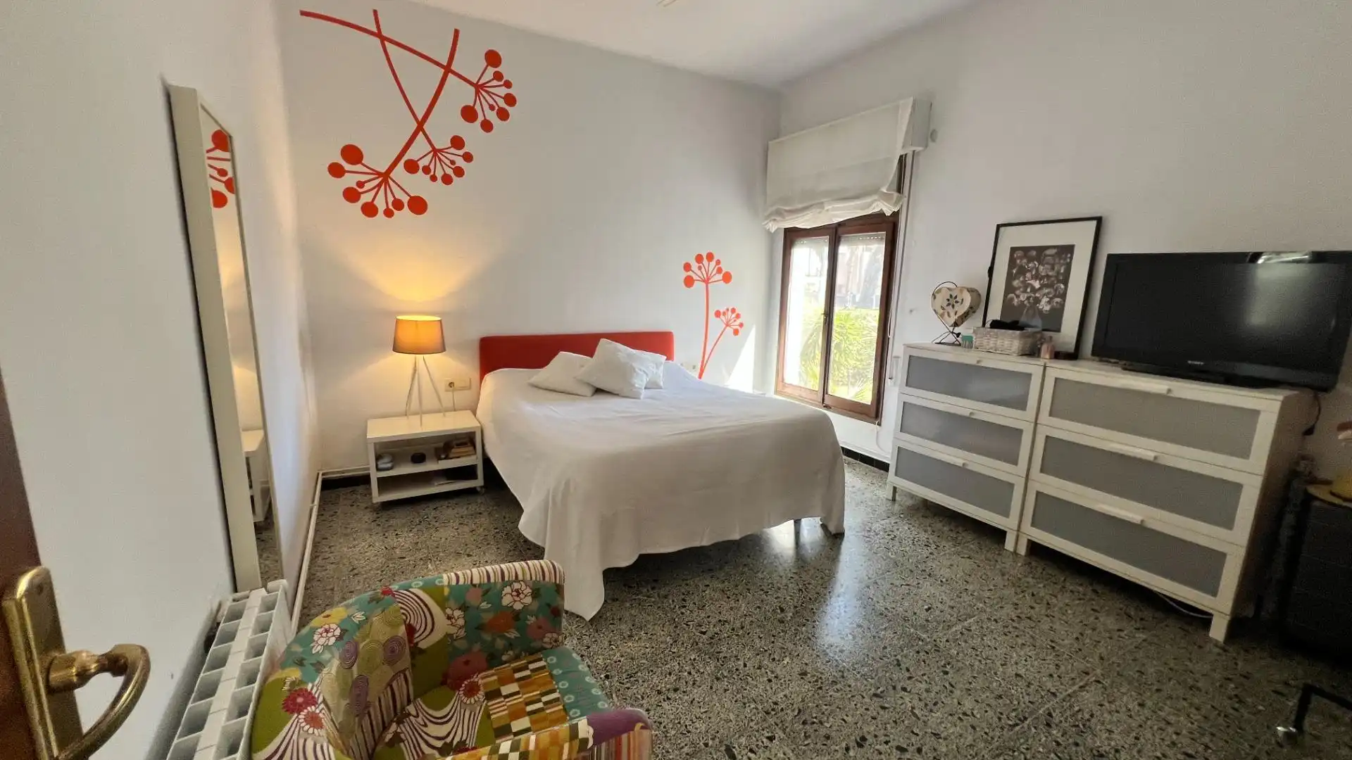 Dormitori de Casa o xalet en venda en Castellón de la Plana / Castelló de la Plana amb Aire condicionat, Calefacció i Jardí privat