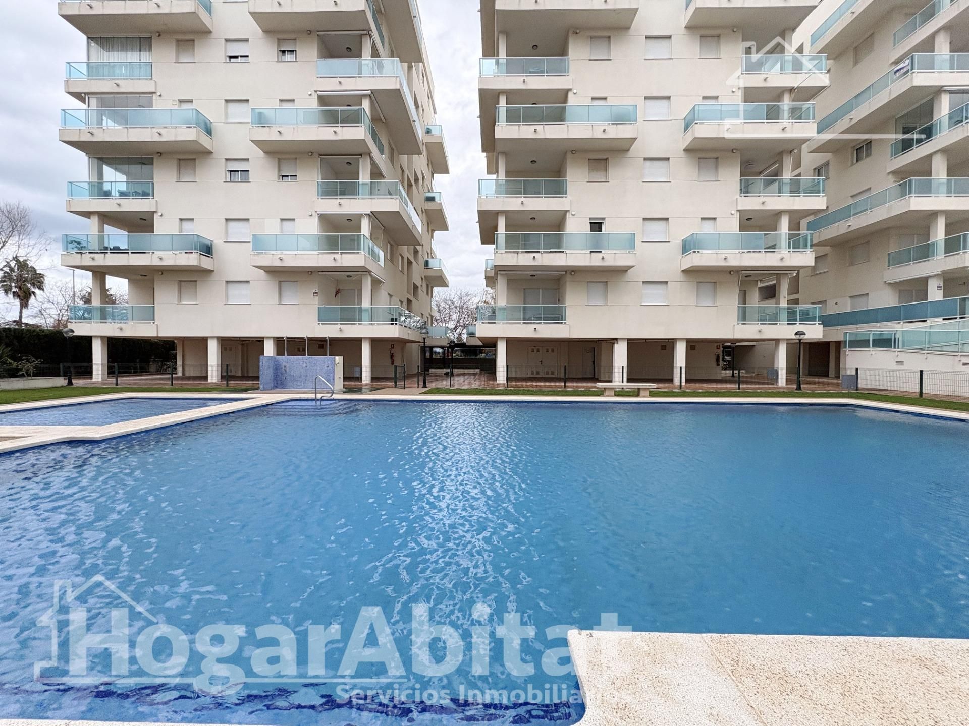 Piscina de Ático en venta en Piles con Terraza, Trastero y Piscina comunitaria