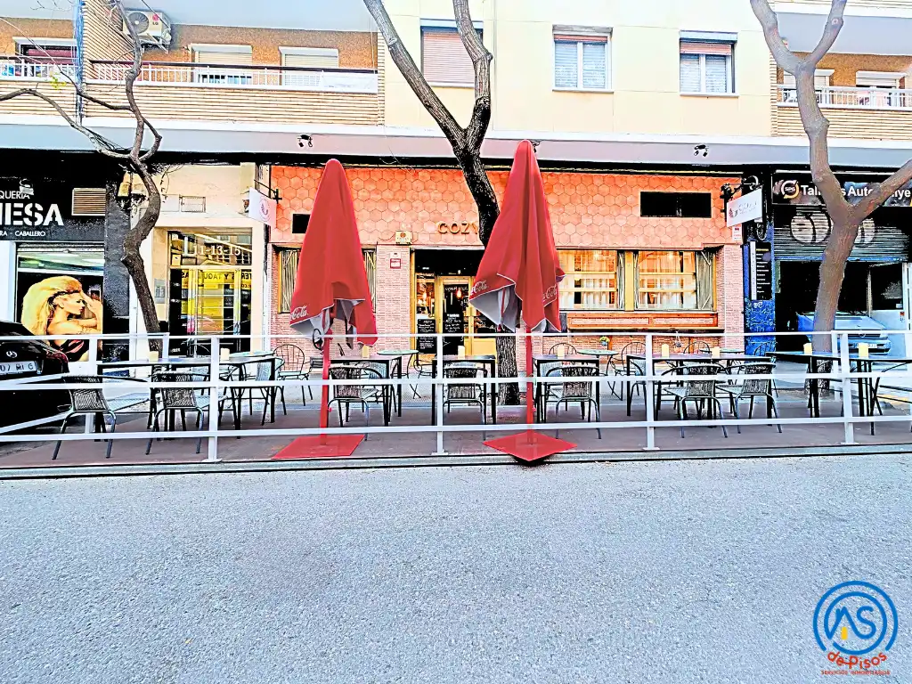 Local en traspaso en Zaragoza con Aire acondicionado, Calefacción y Parquet