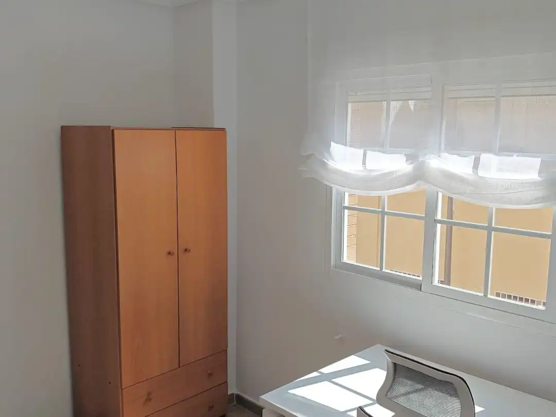 Bedroom of Flat for share in Almendralejo  with Air Conditioner and Furnished