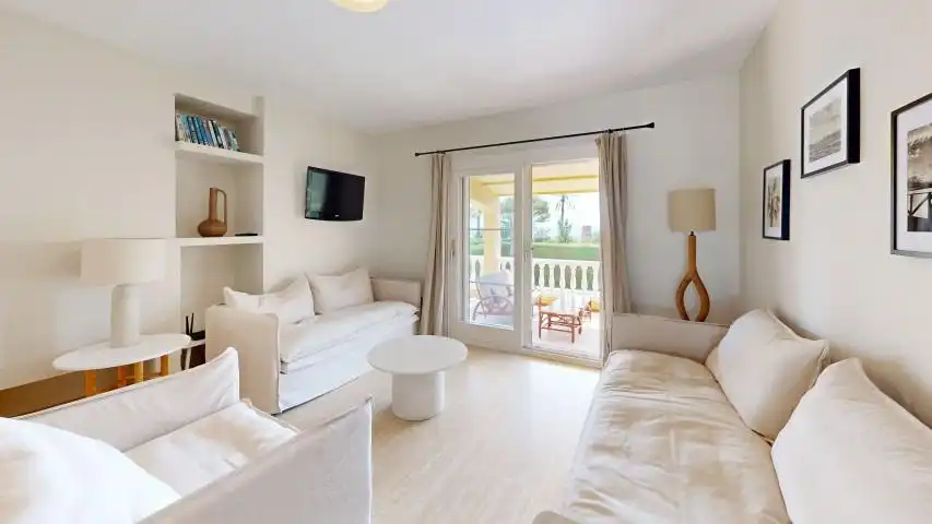 Sala d'estar de Casa o xalet en venda en L'Ametlla de Mar  amb Aire condicionat, Jardí privat i Terrassa