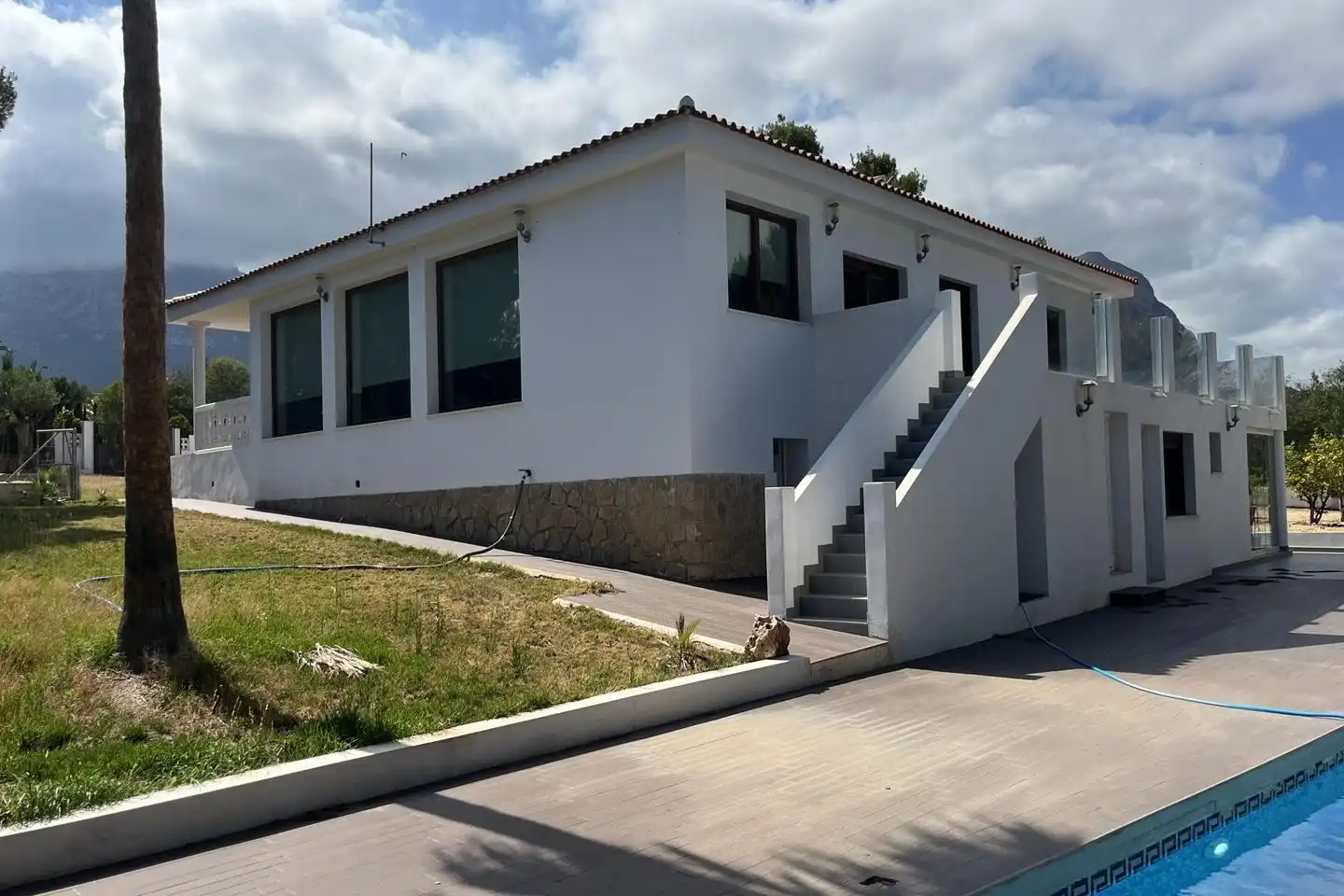 Casa amb piscina en venda a Avinguda de Coloma, imagen 3