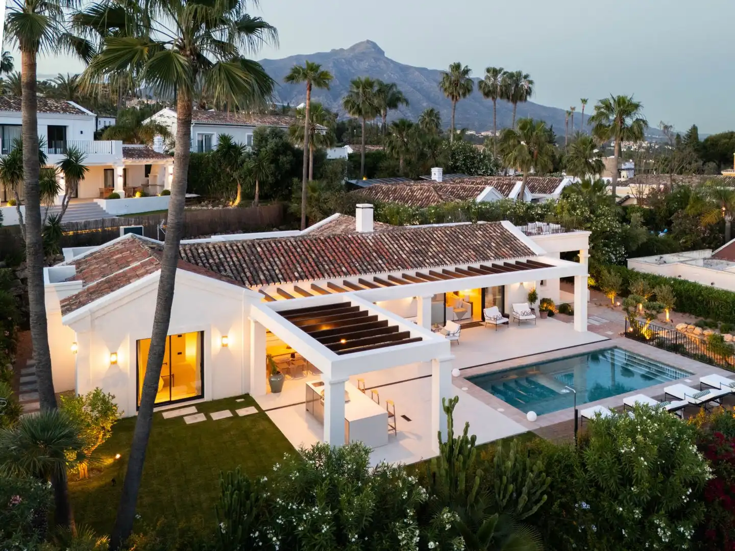 Villa mit Pool zum Verkauf in Nueva Andalucía, imagen 58
