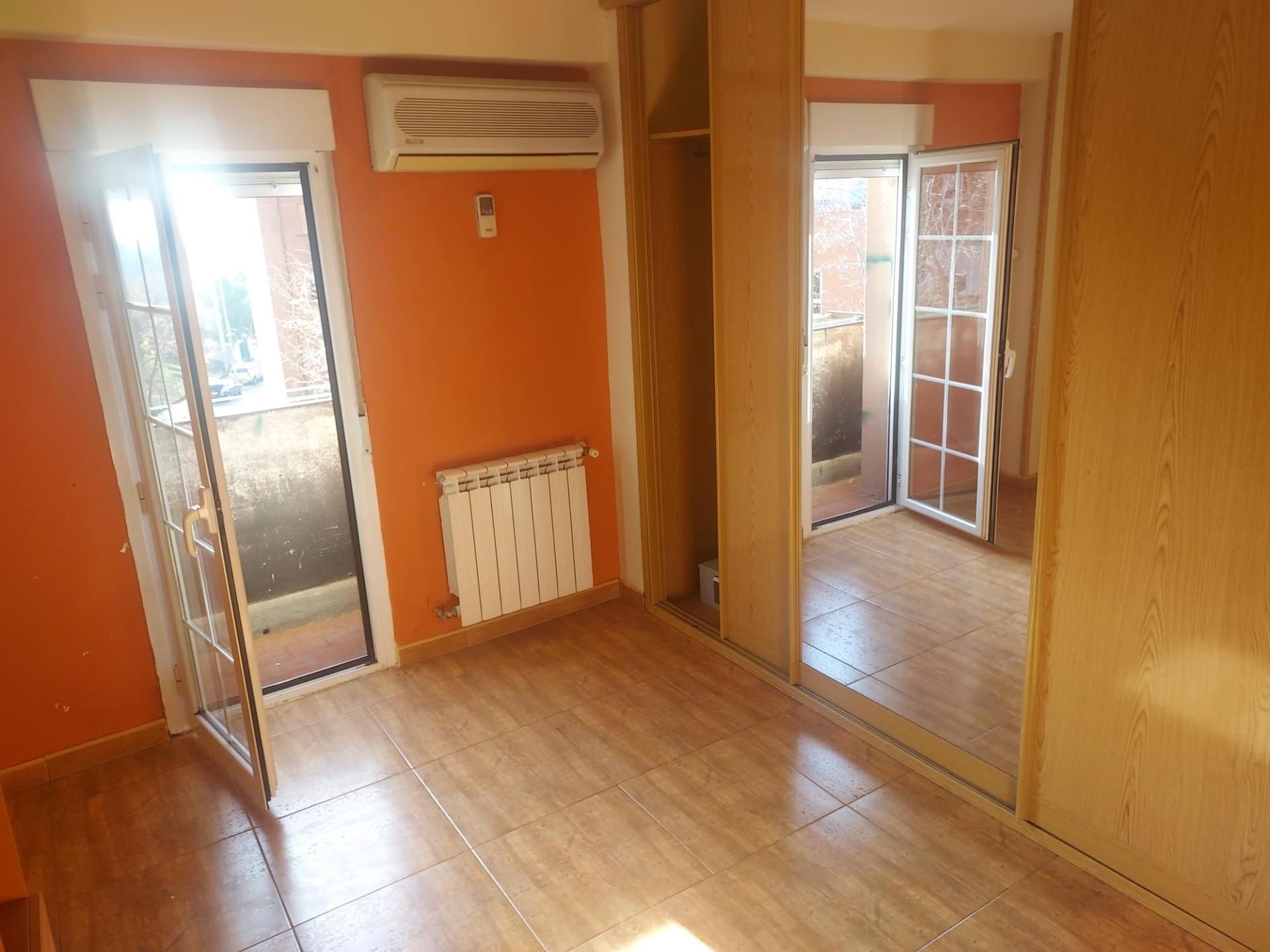 Bedroom of Flat for sale in  Madrid Capital