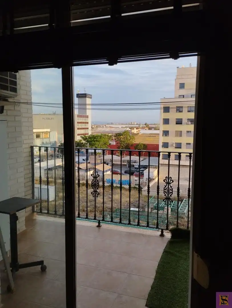 Vista exterior de Pis en venda en Albal amb Aire condicionat, Calefacció i Forn