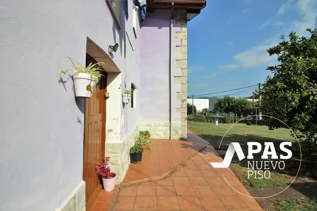 Haus mit Garten zum Verkauf in Barrio Riancho, imagen 36